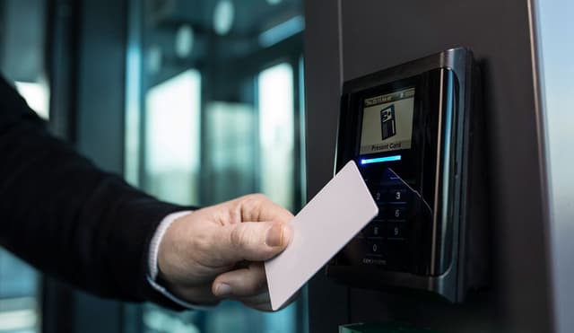 Контроль Доступа Сотрудников Для Завода "ТехноПласт"